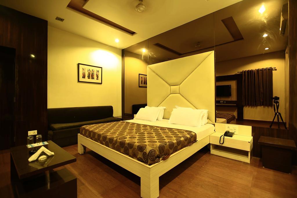 Hotel Harmony Аджмер Екстериор снимка